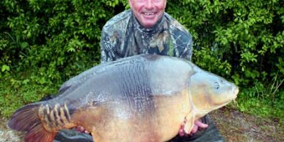 Chris Roadknight carp 81lb.jpg